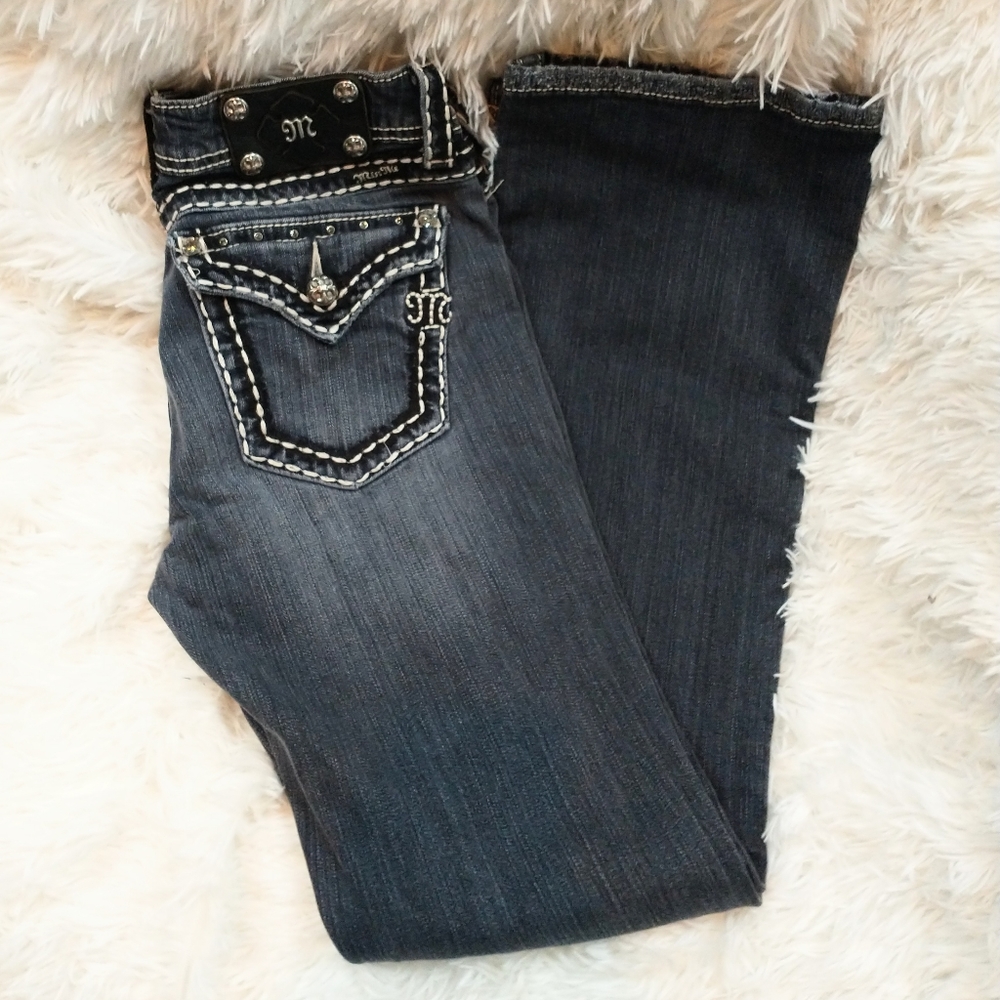 Miss Me Jeans Gray 29 Designed for Buckle flap pockets.